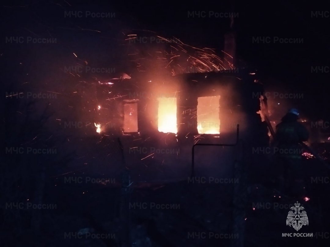 Пожар в Мещовском районе, д. Привалово, ул. Михайловская
