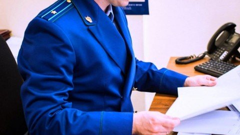 Прокуратурой Мещовского района утверждено обвинительное заключение и направлено в суд уголовное дело в отношении 66-летнего мужчины, ударившего своего сына ножом в живот
